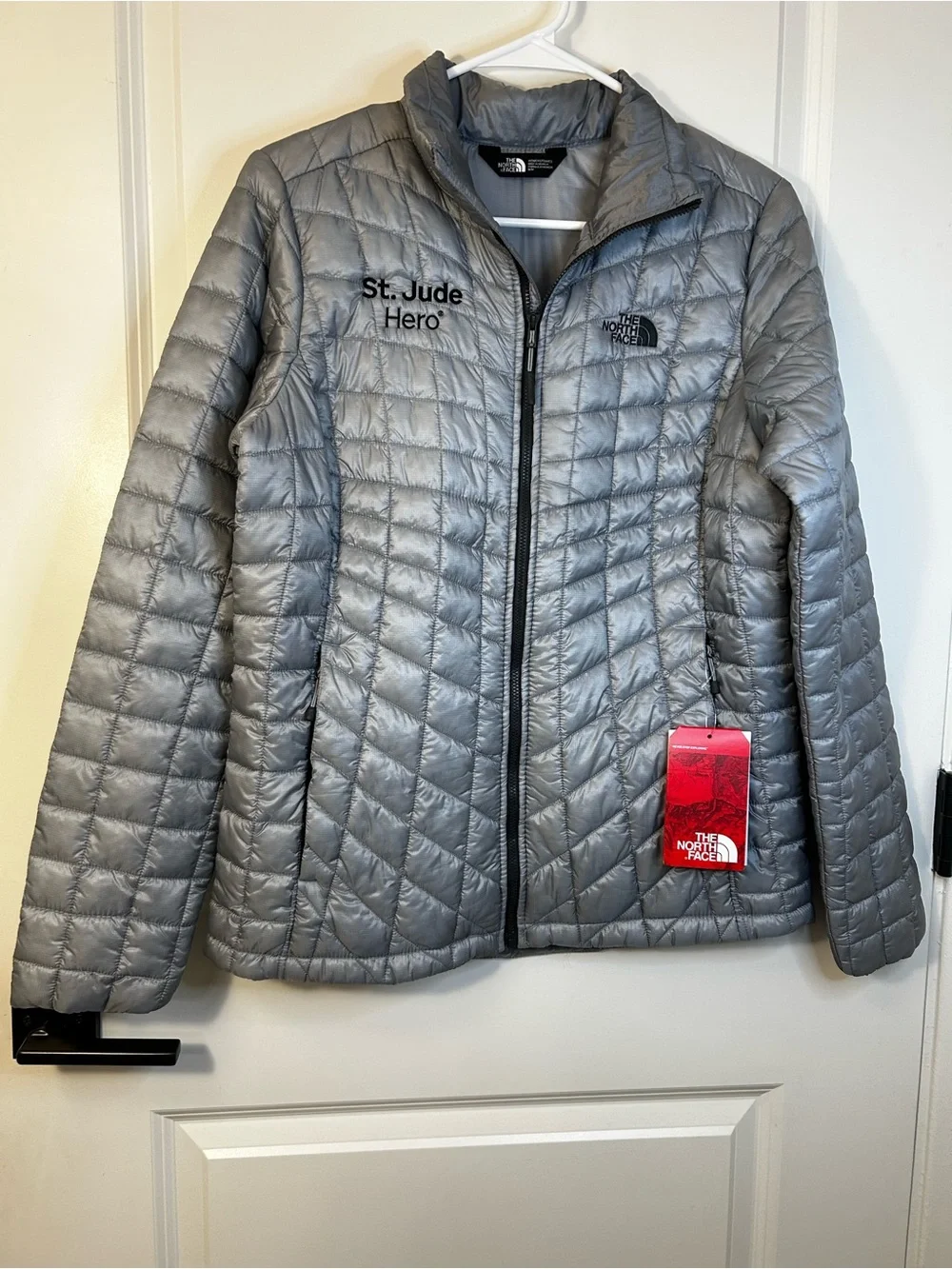 The North Face ThermoBall Trekker Jacket Grey Womens M New St Jude Hero Puffer